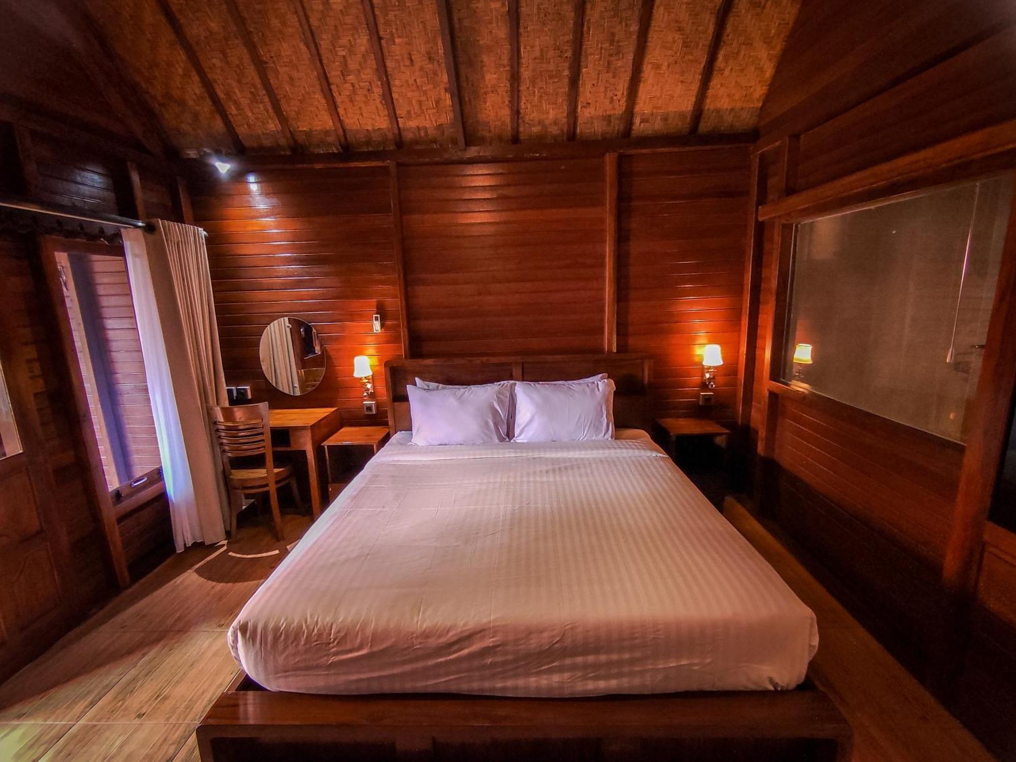 Uli Wood Villa, Jimbaran Bali - Near Gwk Eksteriør billede