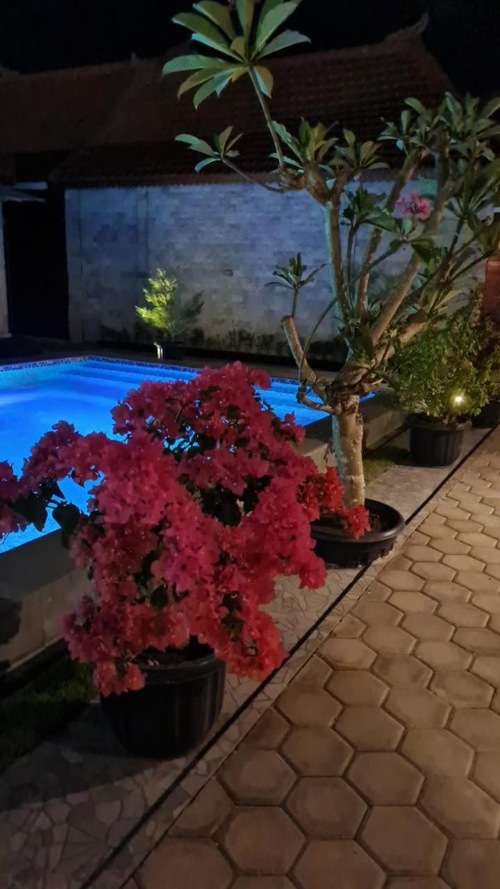 Uli Wood Villa, Jimbaran Bali - Near Gwk Eksteriør billede