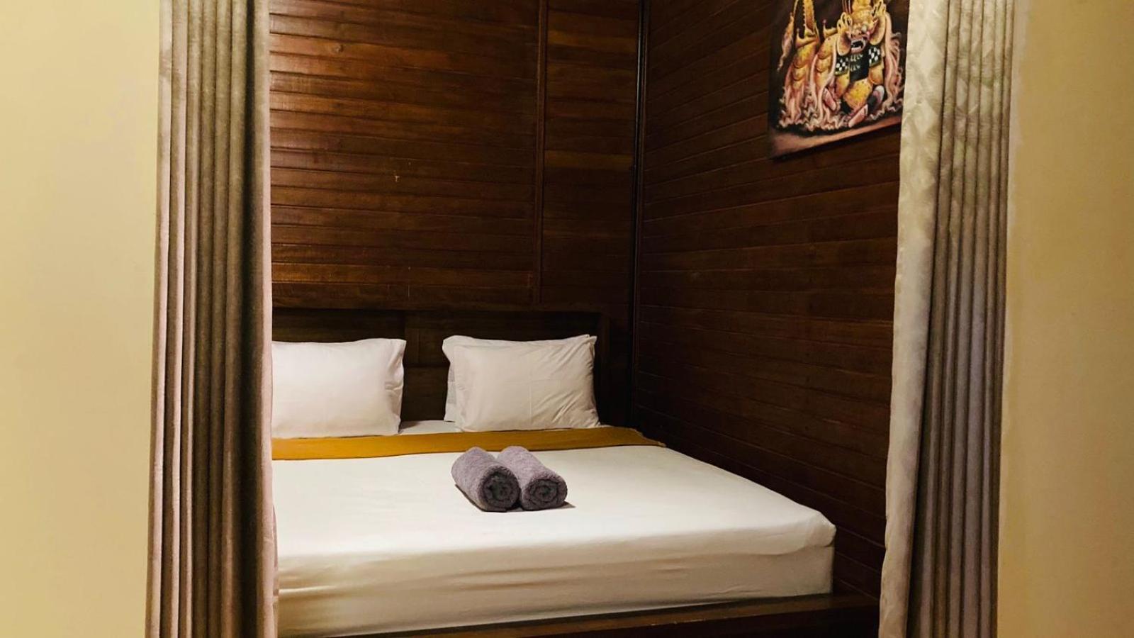 Uli Wood Villa, Jimbaran Bali - Near Gwk Eksteriør billede